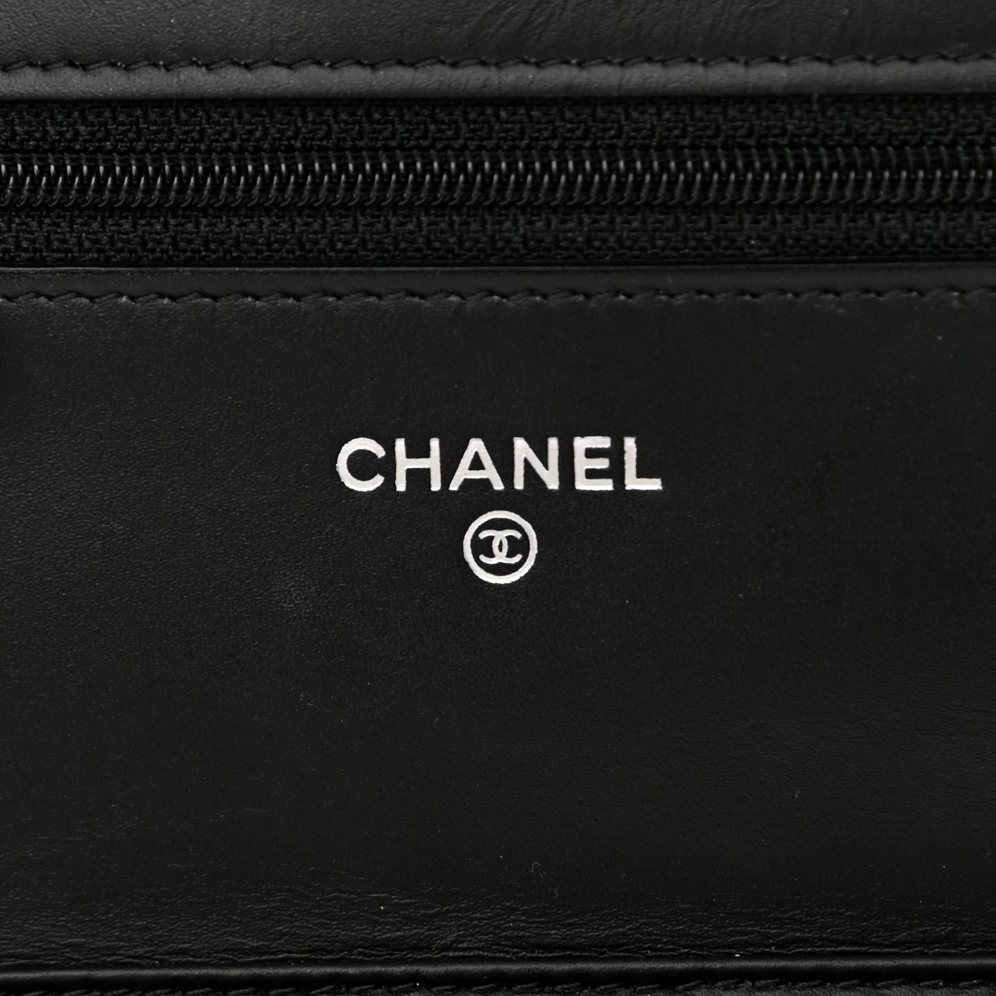 Patent Striped Wallet On Chain WOC Black