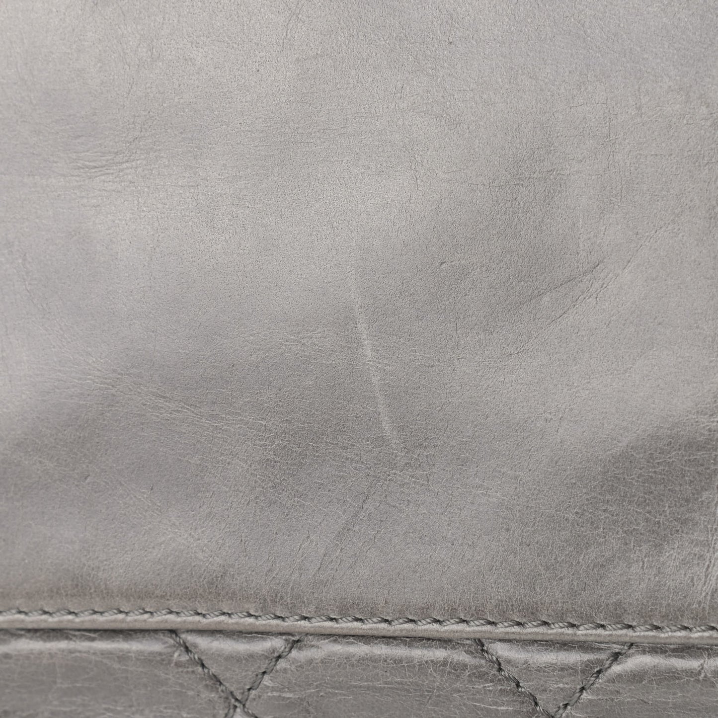 Glazed Calfskin Stingray Large Bindi CC Tote Grey