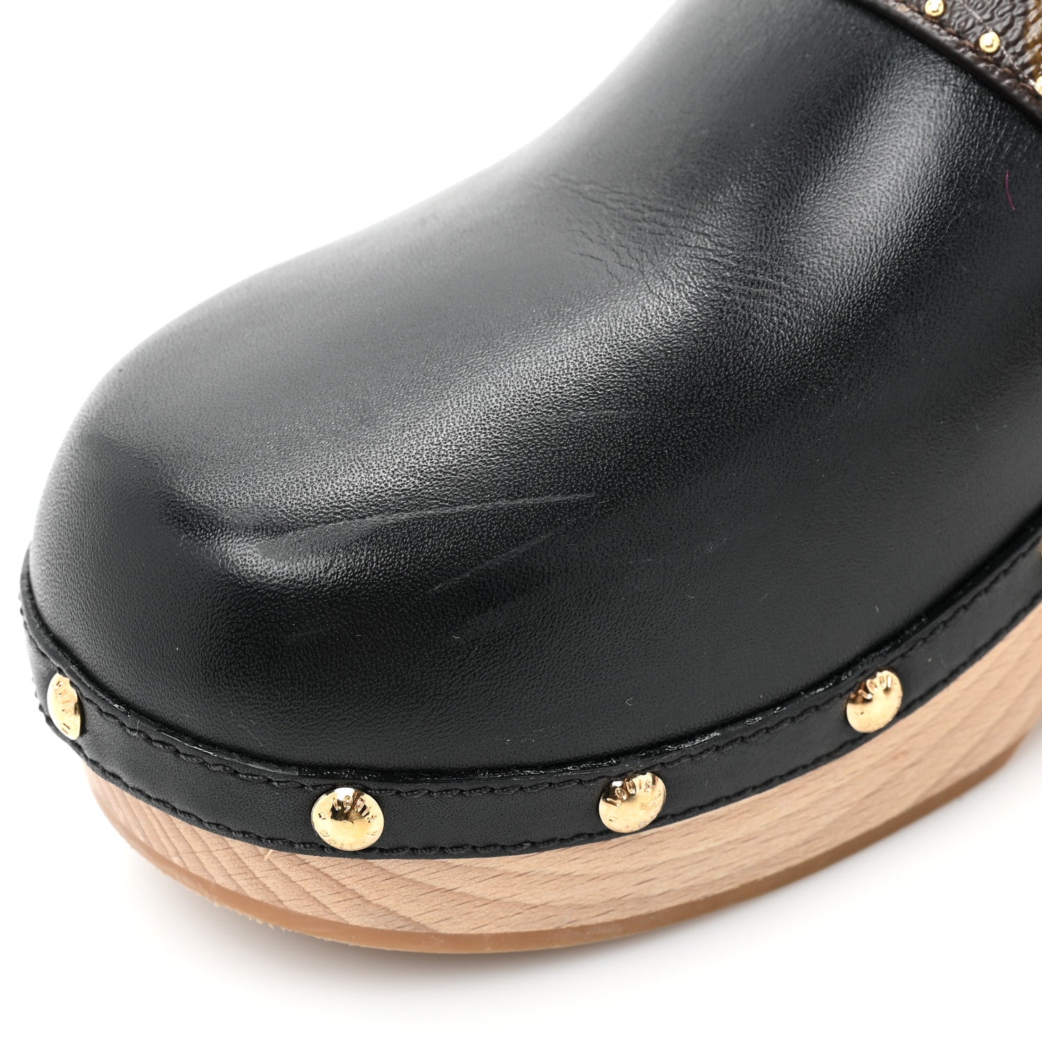 Louis Vuitton Calfskin Patent Monogram Cottage Clog Mules 40 Black 9 of 10