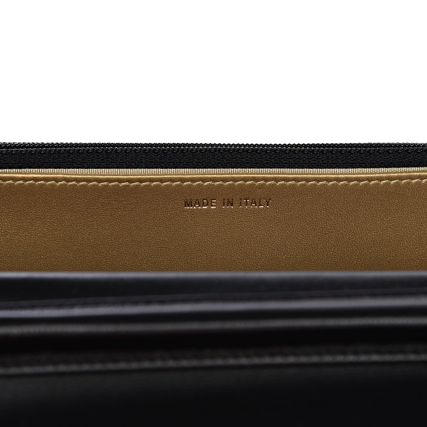 Lambskin Quilted CC Pearl Crush Wallet on Chain WOC Black