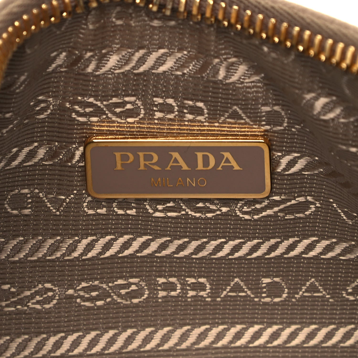 Prada Saffiano Re-Edition 2005 Shoulder Bag Cammeo Beige 7 of 8