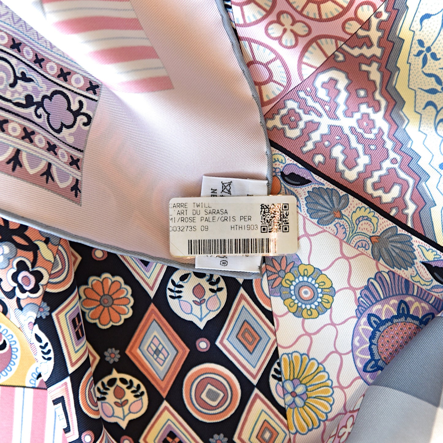 Silk L'Art du Sarasa Scarf 90 Rose Pale Gris Perle Mauve