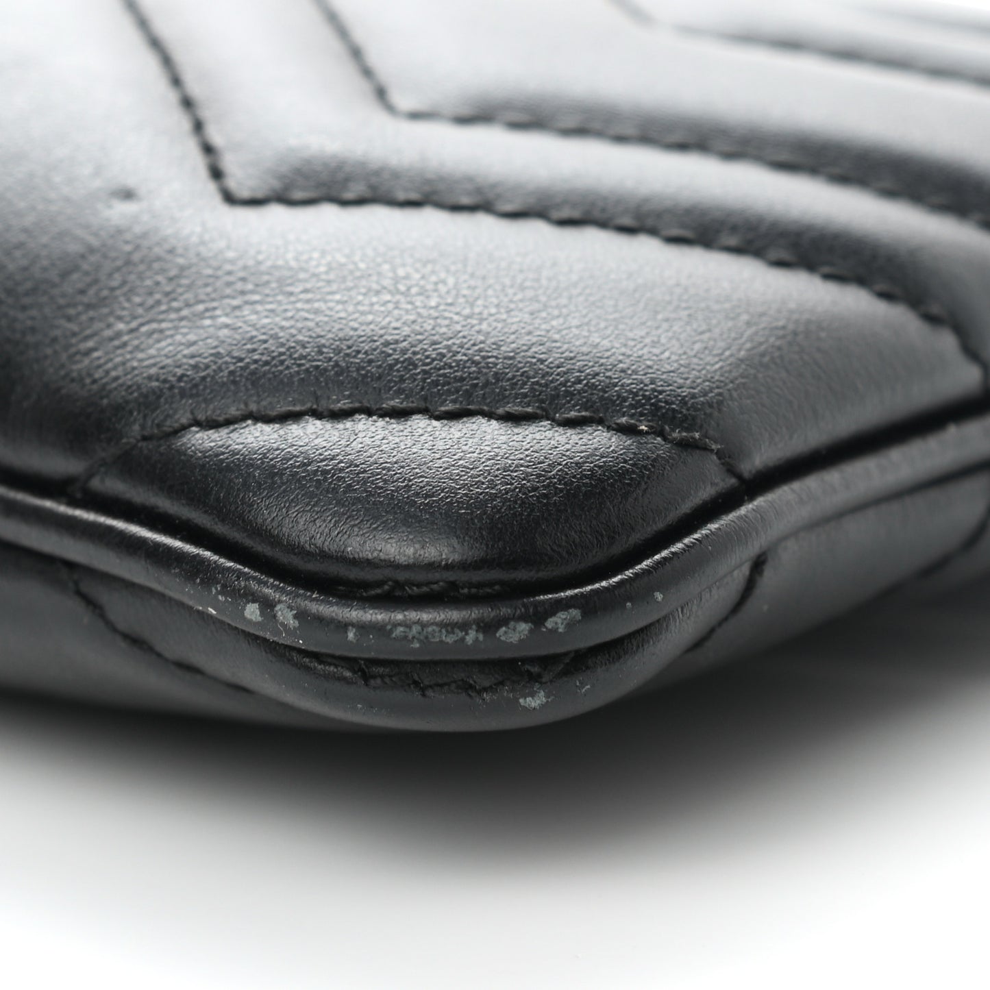 Calfskin Matelasse GG Marmont Wrist Wallet Black