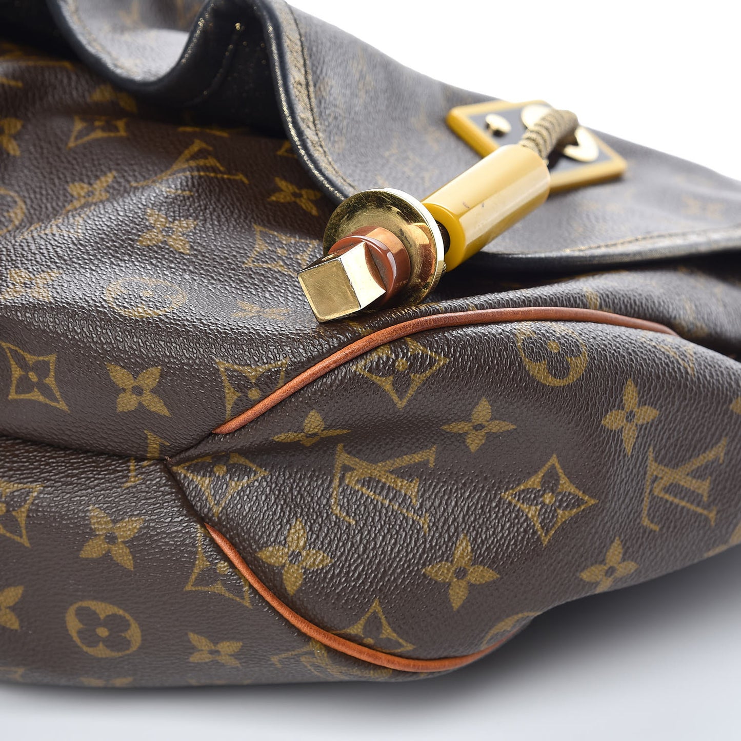 Monogram Kalahari GM