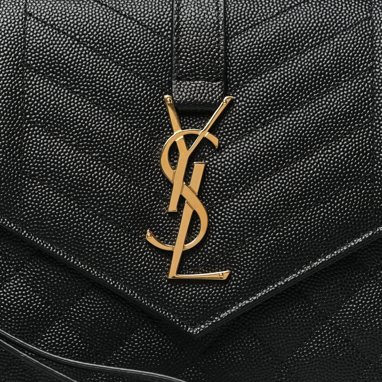 Grain De Poudre Textured Mixed Matelasse Triquilt Monogram Clutch Black