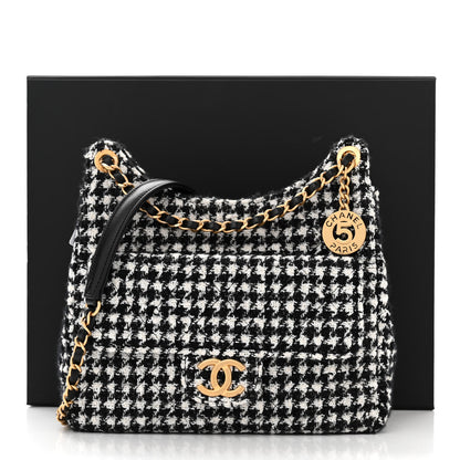 Chanel Tweed Houndstooth Quilted Small Wavy CC Hobo Black White 11 of 11