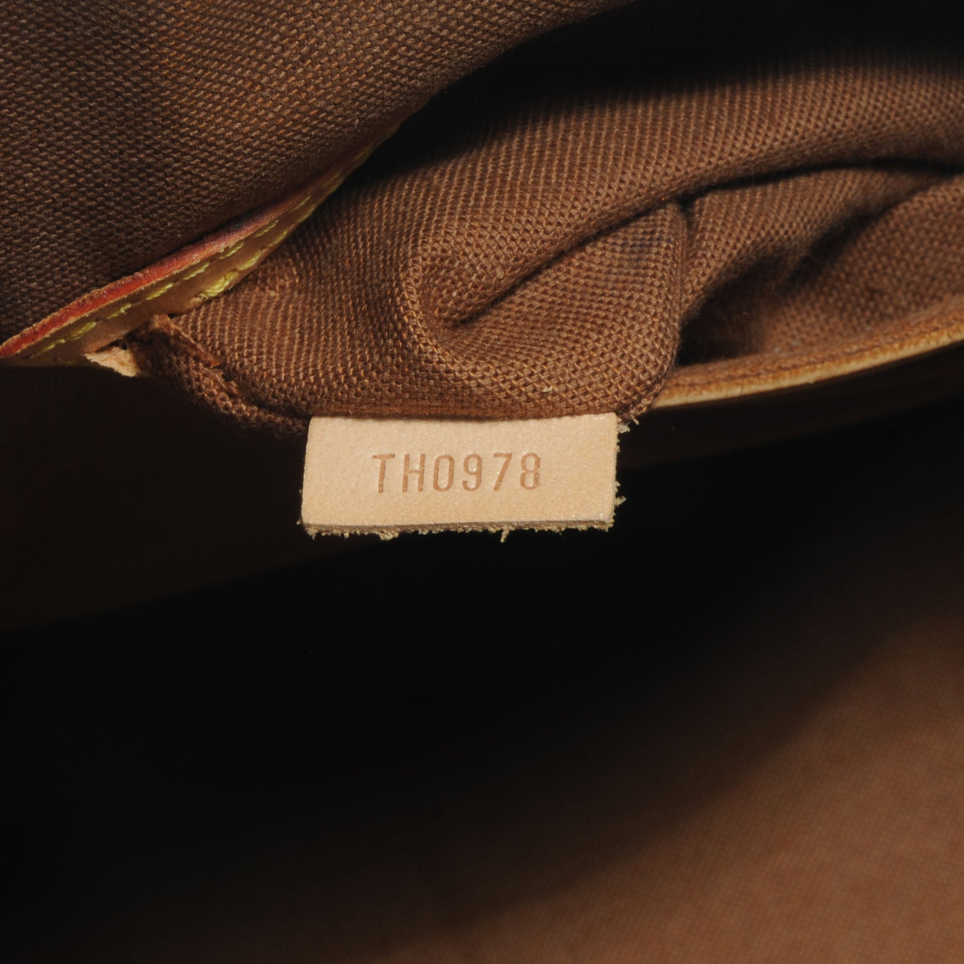 Louis Vuitton Monogram Alma PM 7 of 9