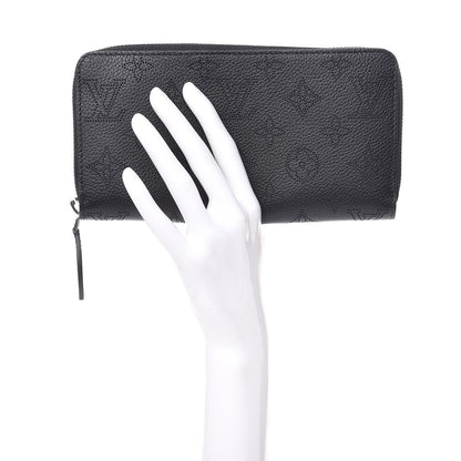 Louis Vuitton Mahina Zippy Wallet NM Black 2 of 7