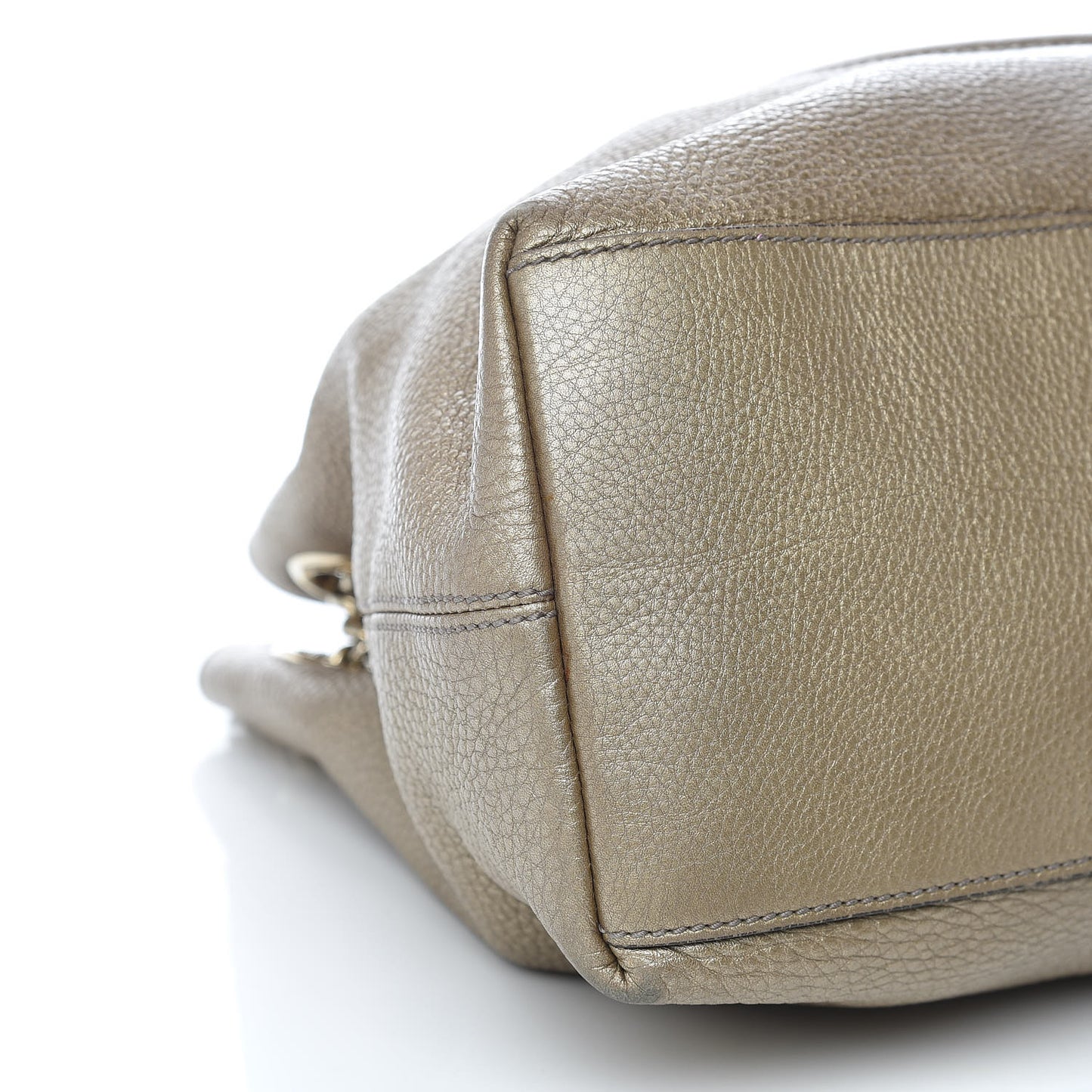 Metallic Pebbled Calfskin Medium Soho Chain Shoulder Bag Golden Beige