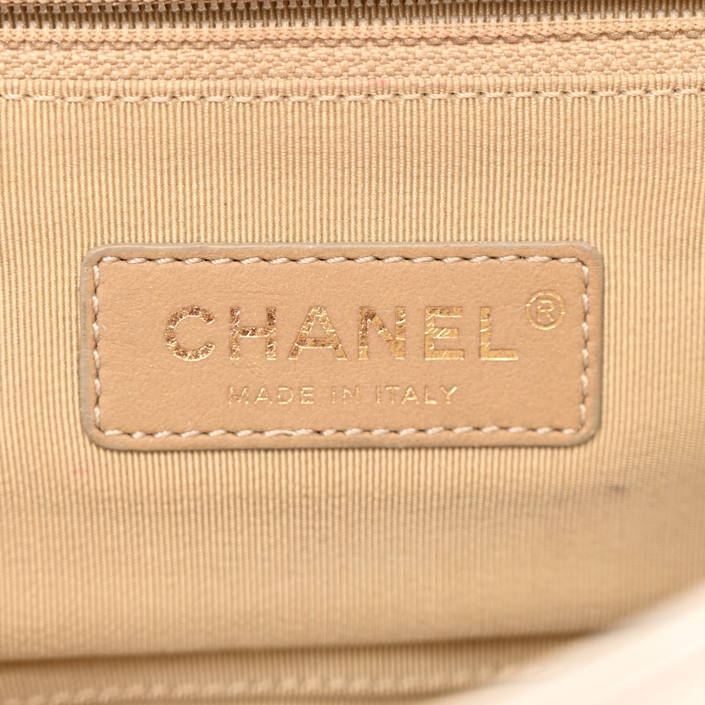 Lambskin A Real Catch Flap Bag White