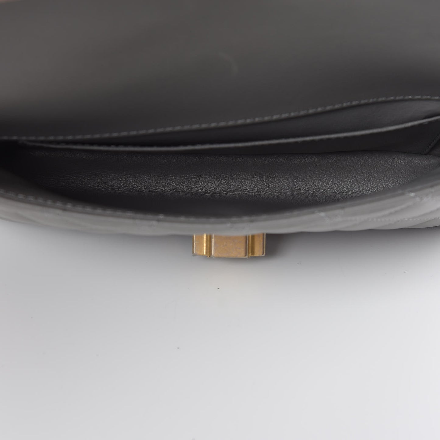 Lambskin Quilted Small Enamel CC Flap Grey Dark Navy