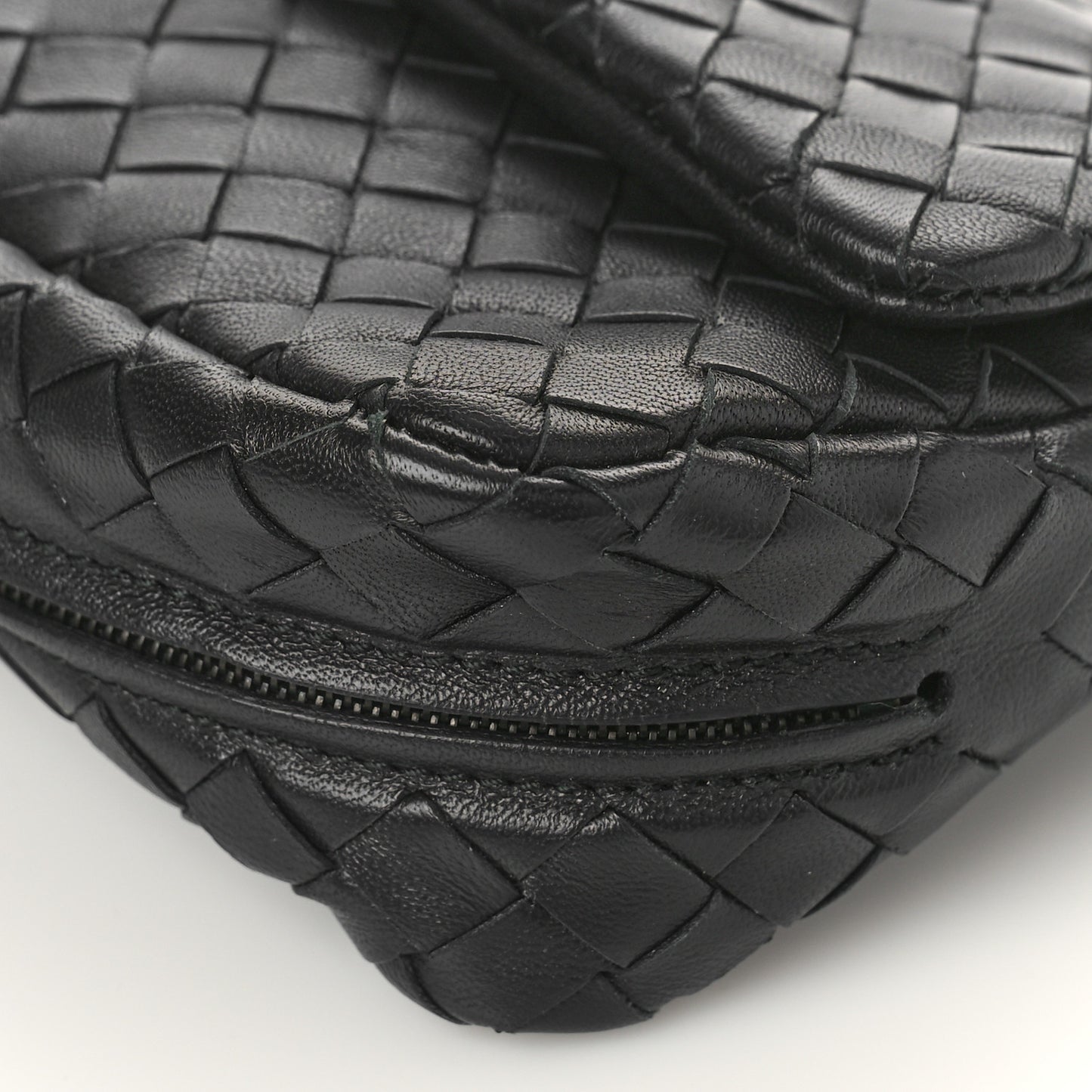 Nappa Intrecciato Mini Chain Messenger Black