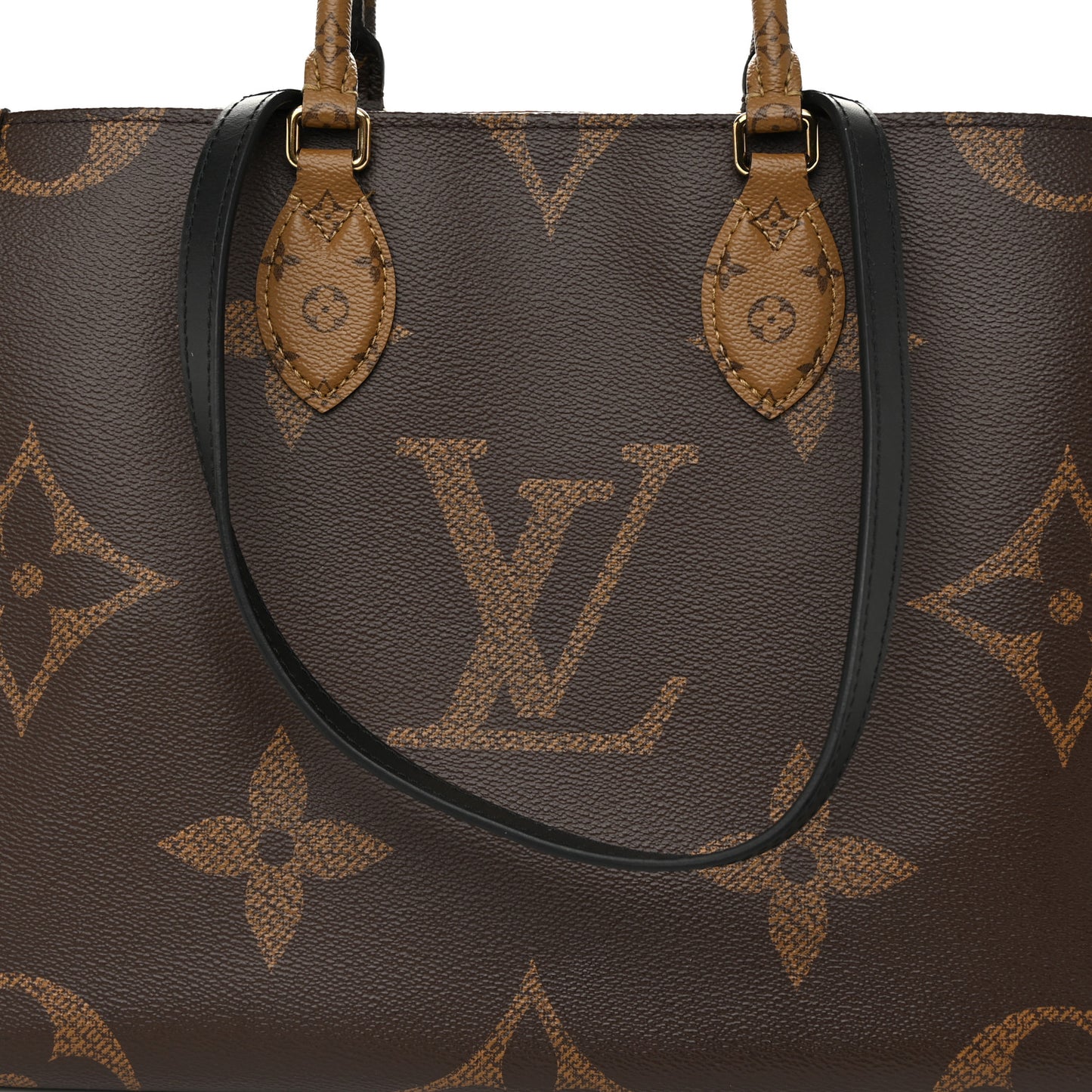 Reverse Monogram Giant Onthego MM