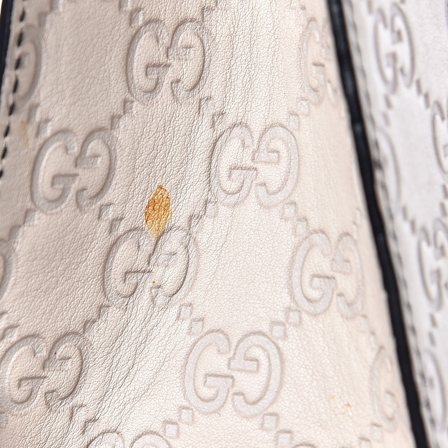 Gucci Guccissima Signature Medium Emily Chain Shoulder Bag Mystic White 8 of 17