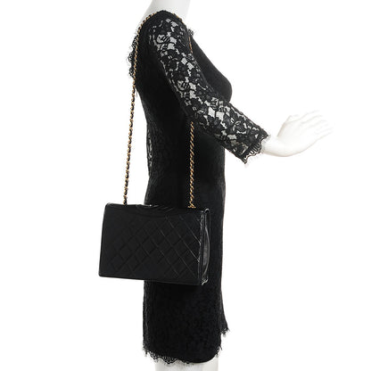 Chanel Lambskin Quilted CC Small Single Flap Black 2 of 8