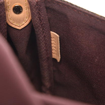 Louis Vuitton Monogram Favorite PM 9 of 16