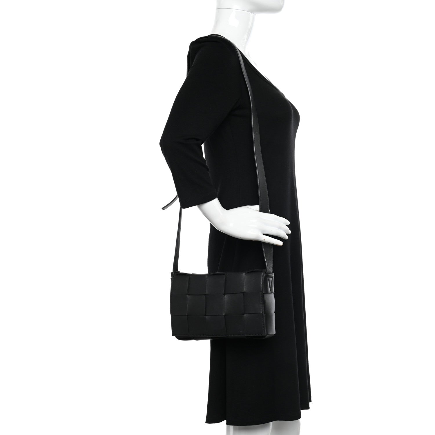 Bottega Veneta Lambskin Maxi Intrecciato Cassette Crossbody Bag Black 2 of 11