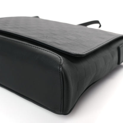 Louis Vuitton Damier Infini District MM Onyx 8 of 8