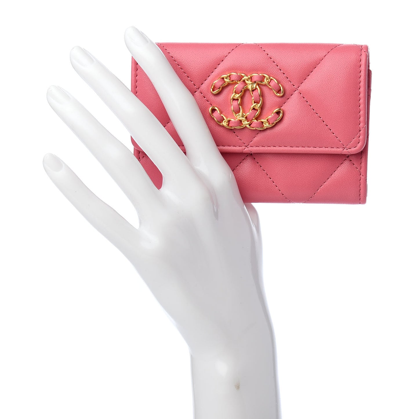 Lambskin Quilted Chanel 19 Flap Card Holder Pink