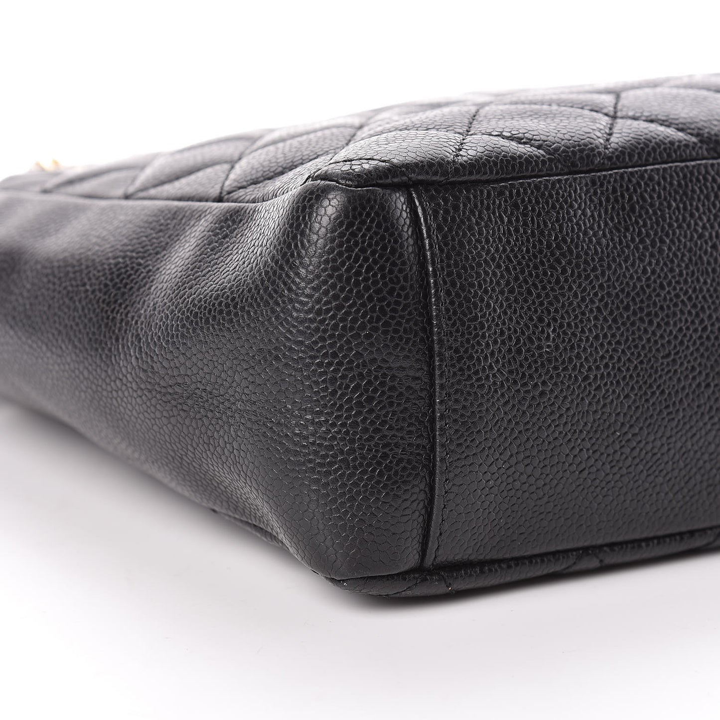 Caviar Quilted Petit Shopping Tote PST Black