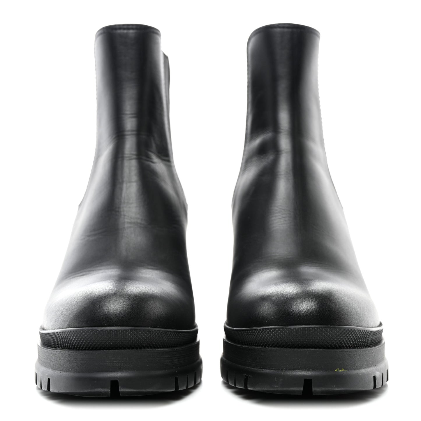 Vitello Montana Lug Sole Chelsea 55mm Boots 37 Black