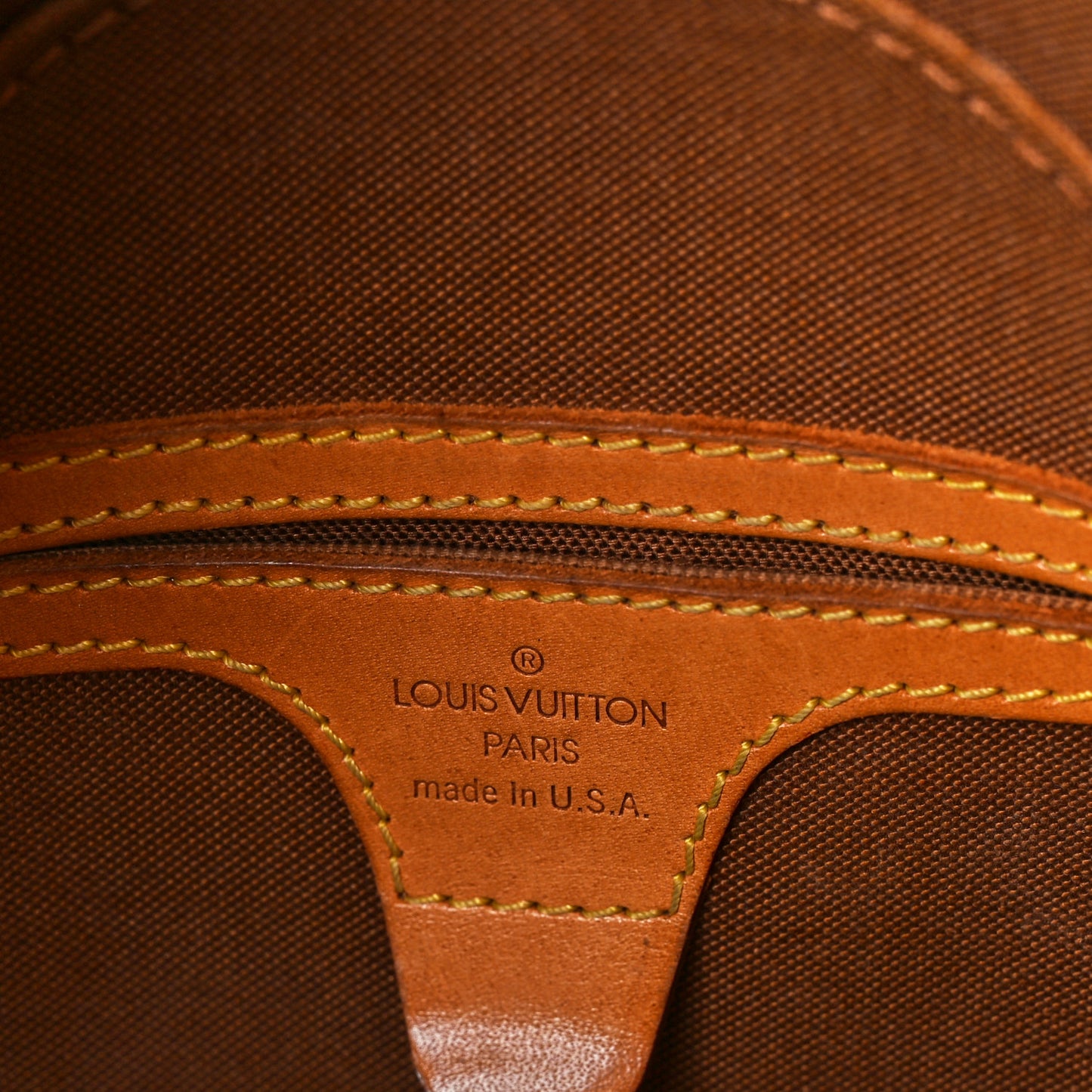 Monogram Ellipse PM