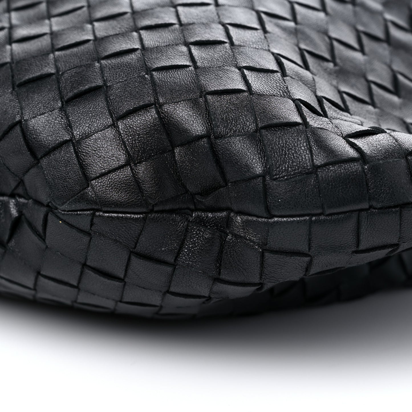 Nappa Intrecciato Medium Jodie Black