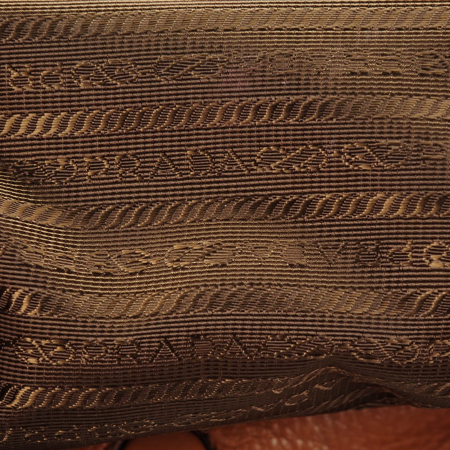 Vitello Daino Medium Pocket Hobo Bag Cannella