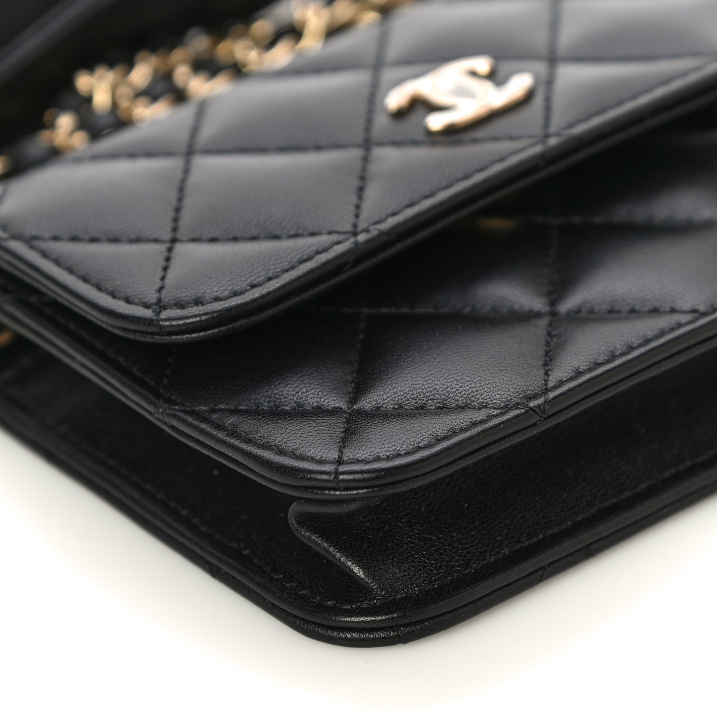 Lambskin Quilted Coco Bow Clutch With Chain Black