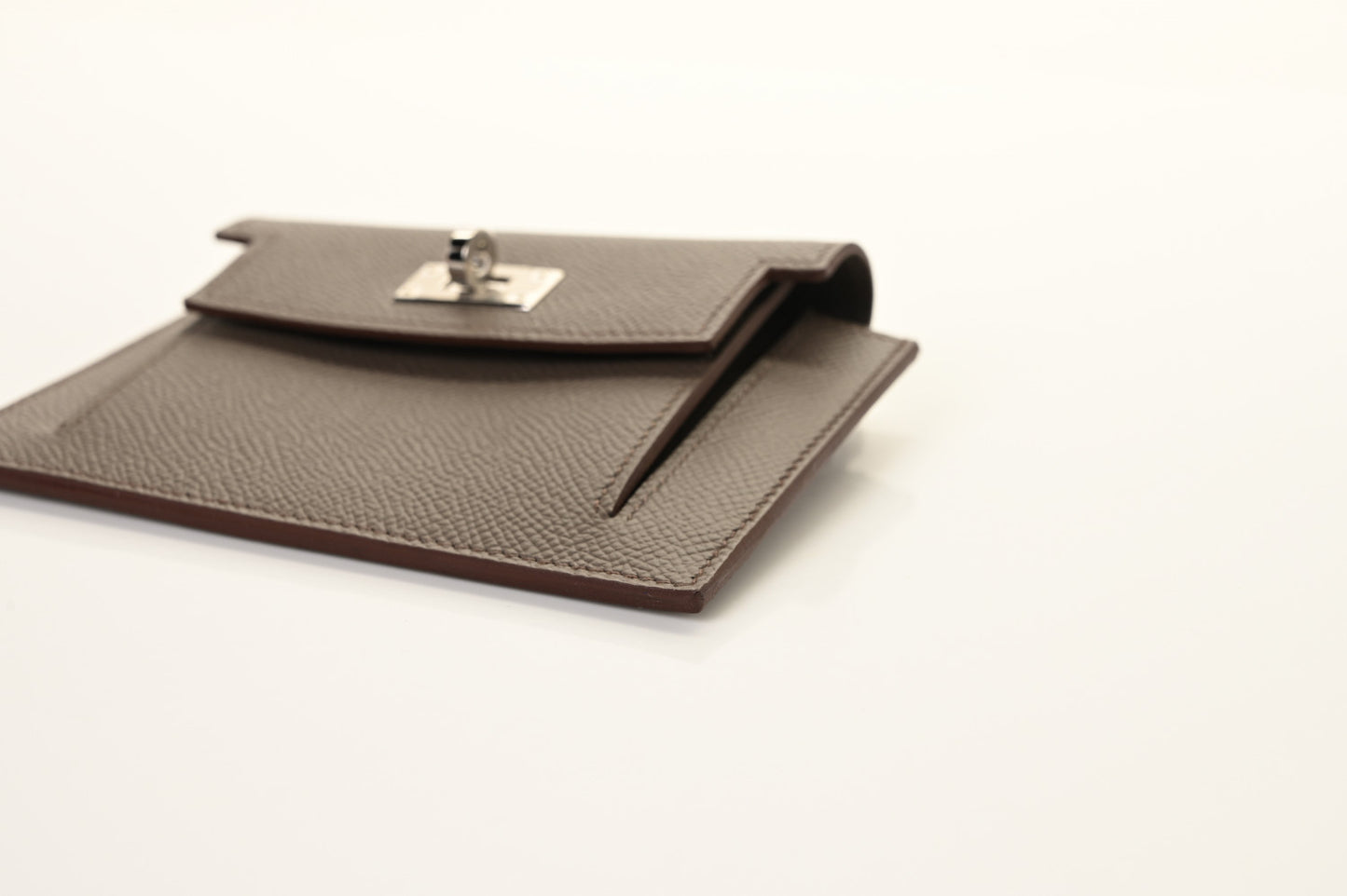Epsom Kelly Pocket Compact Wallet Etain