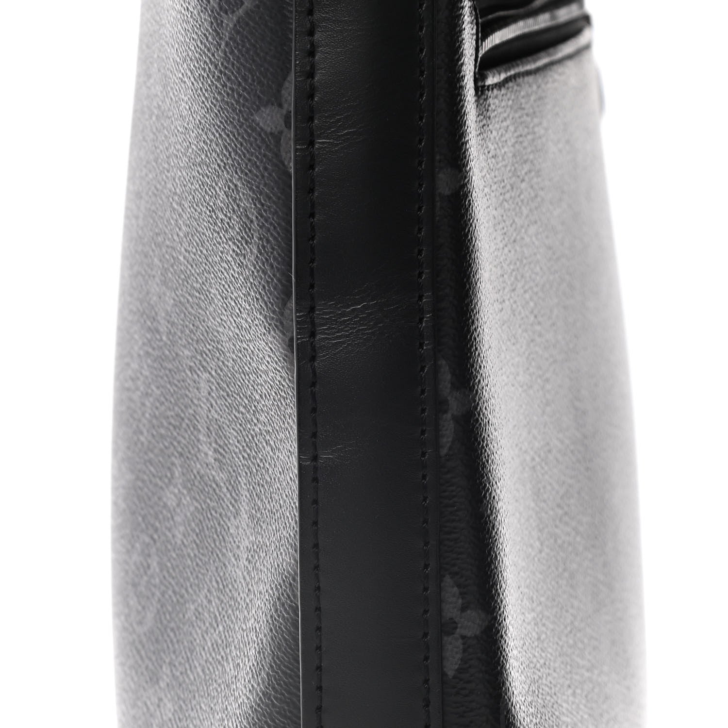 Louis Vuitton Monogram Eclipse District MM 14 of 15