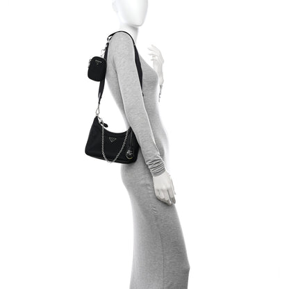 Prada Nylon Re-Edition 2005 Shoulder Bag Black 2 of 11