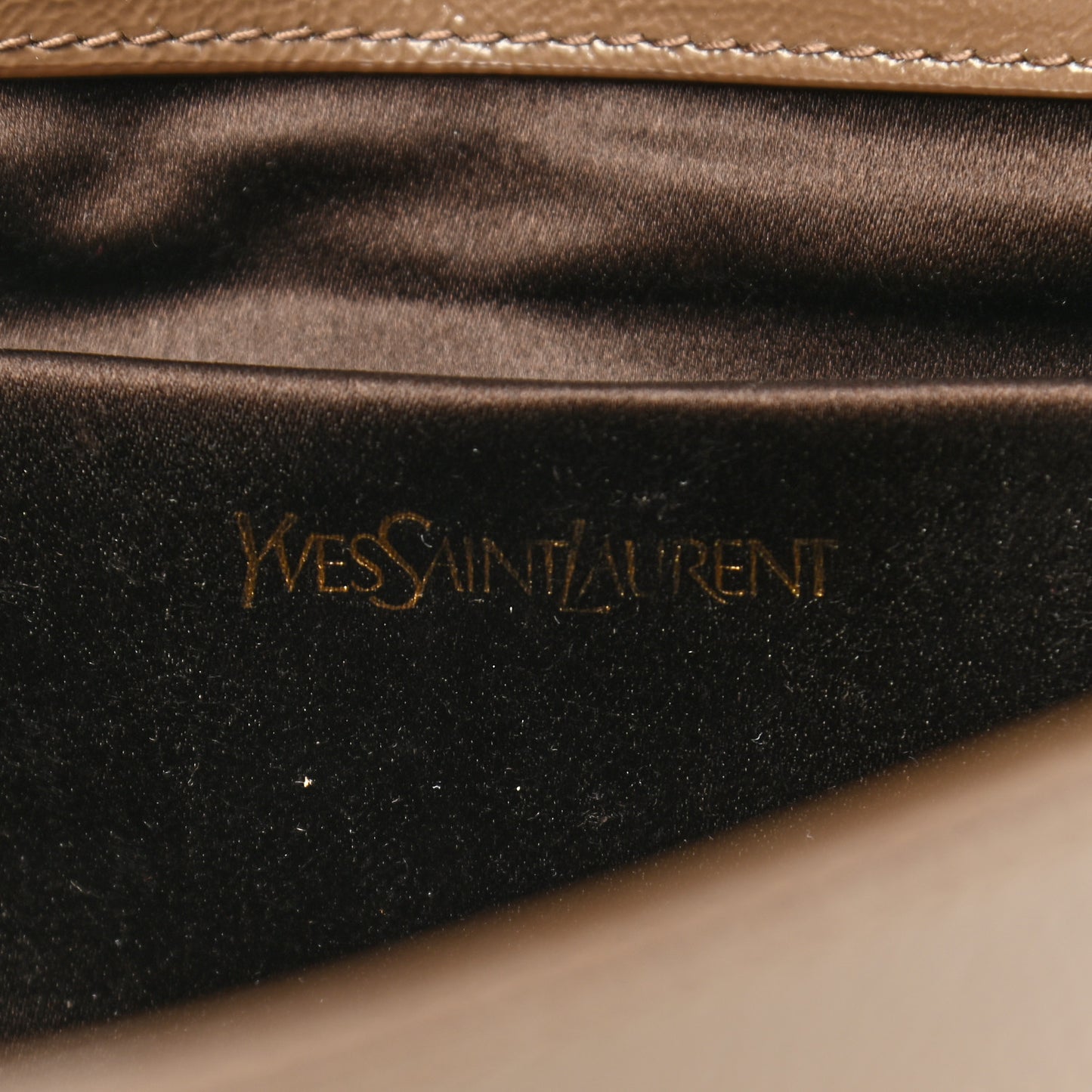 Textured Patent Calfskin Large Belle De Jour Clutch