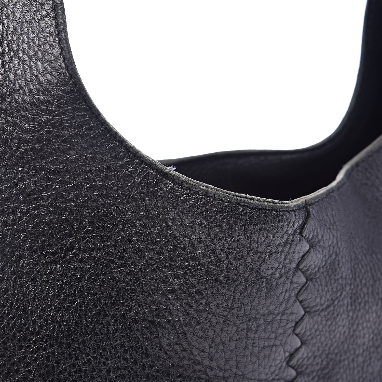 Bottega Veneta Cervo Deerskin Braided Ring Shoulder Bag Black 11 of 16