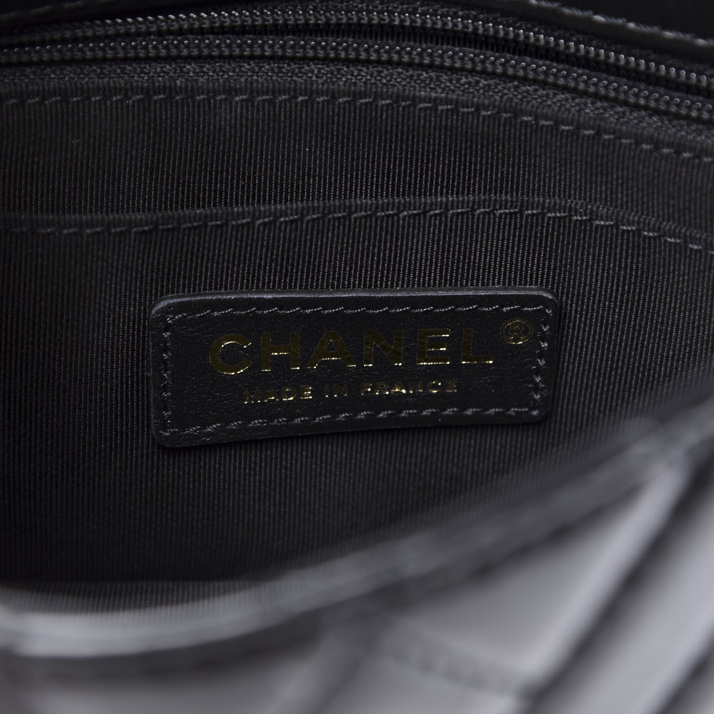 Shiny Lambskin Quilted Small Montcoco Flap Black