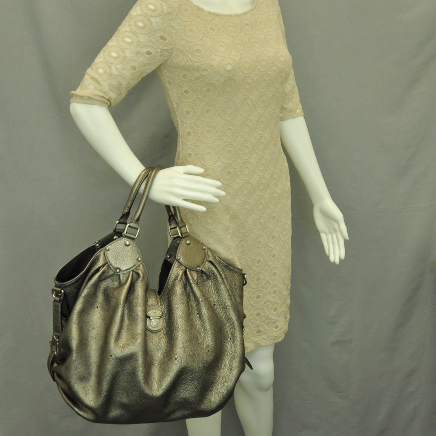 Louis Vuitton Mahina XL Bronze 2 of 10