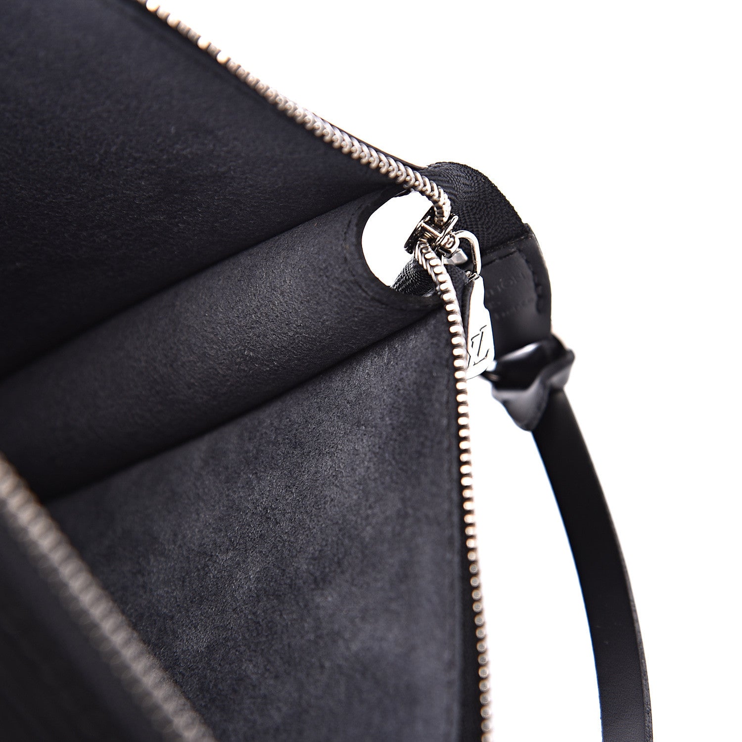 Louis Vuitton Epi Pochette Accessories 24 Black 5 of 6