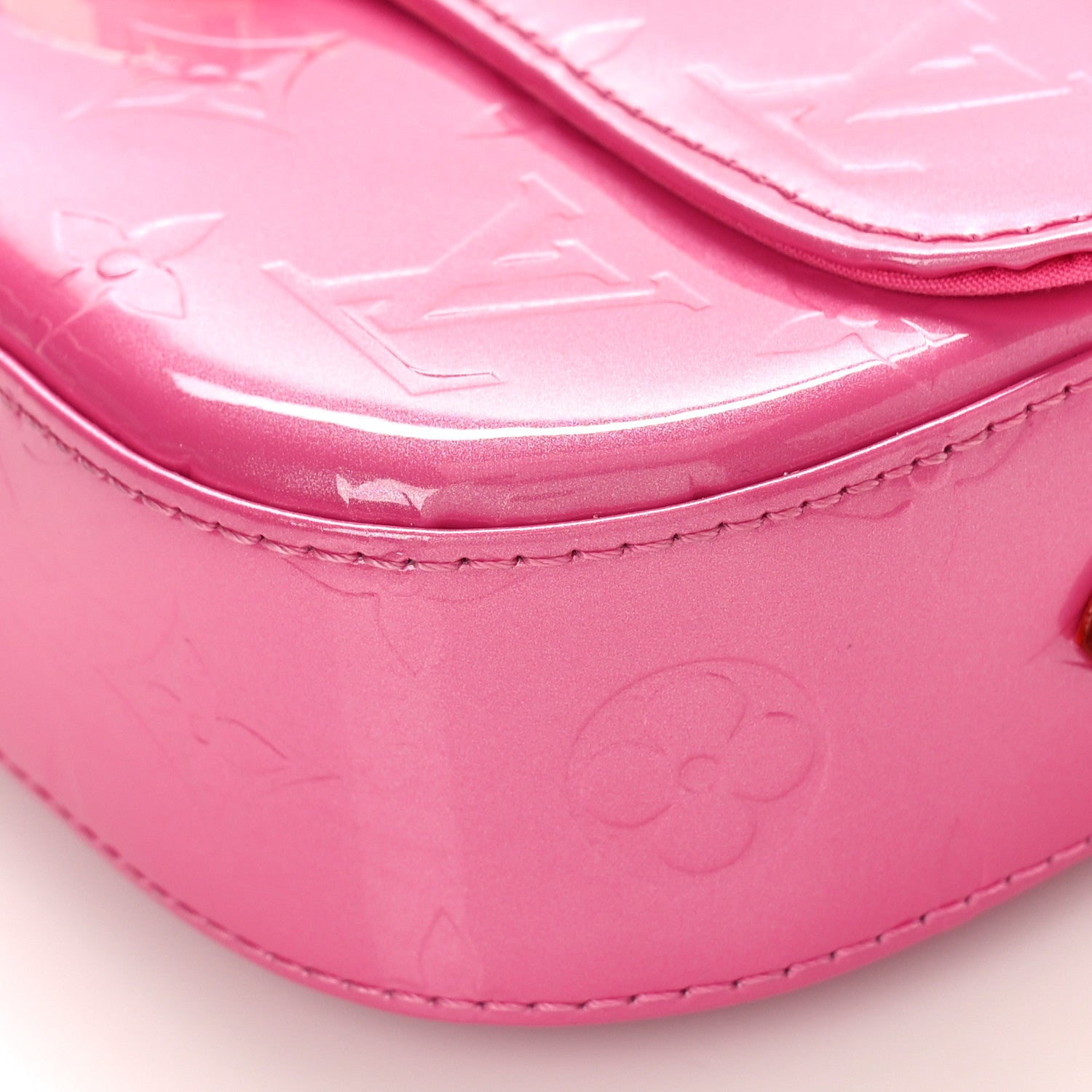 Louis Vuitton Vernis Malibu Pochette Neon Pink 8 of 8