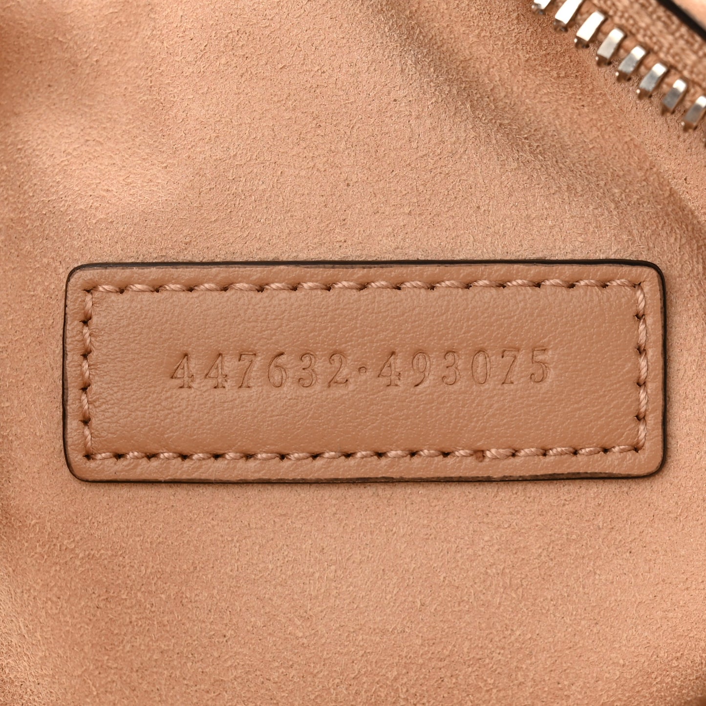 Calfskin Matelasse Aria Small GG Marmont Chain Shoulder Bag Camelia