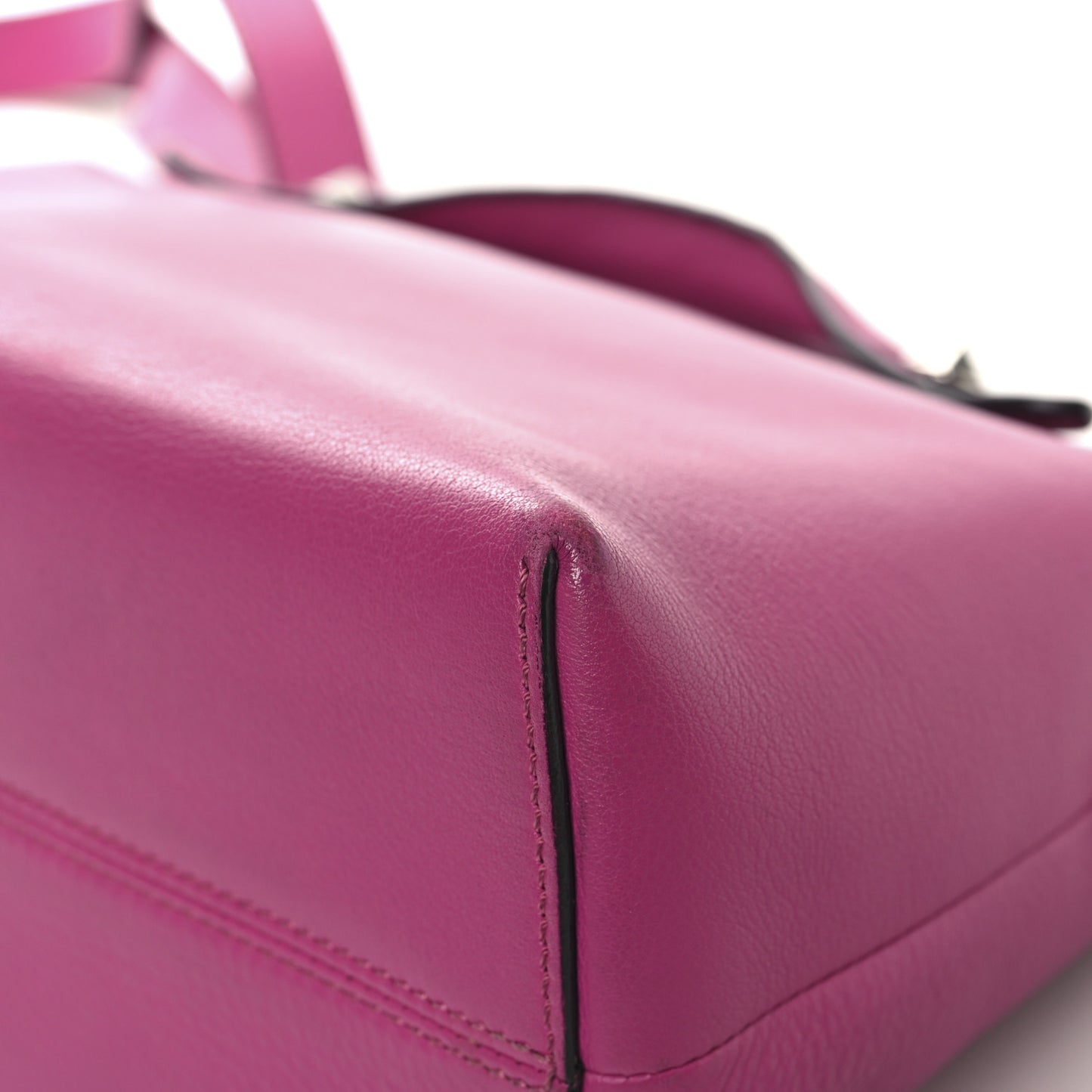 Vitello Dolce Medium By The Way Boston Bag Magenta