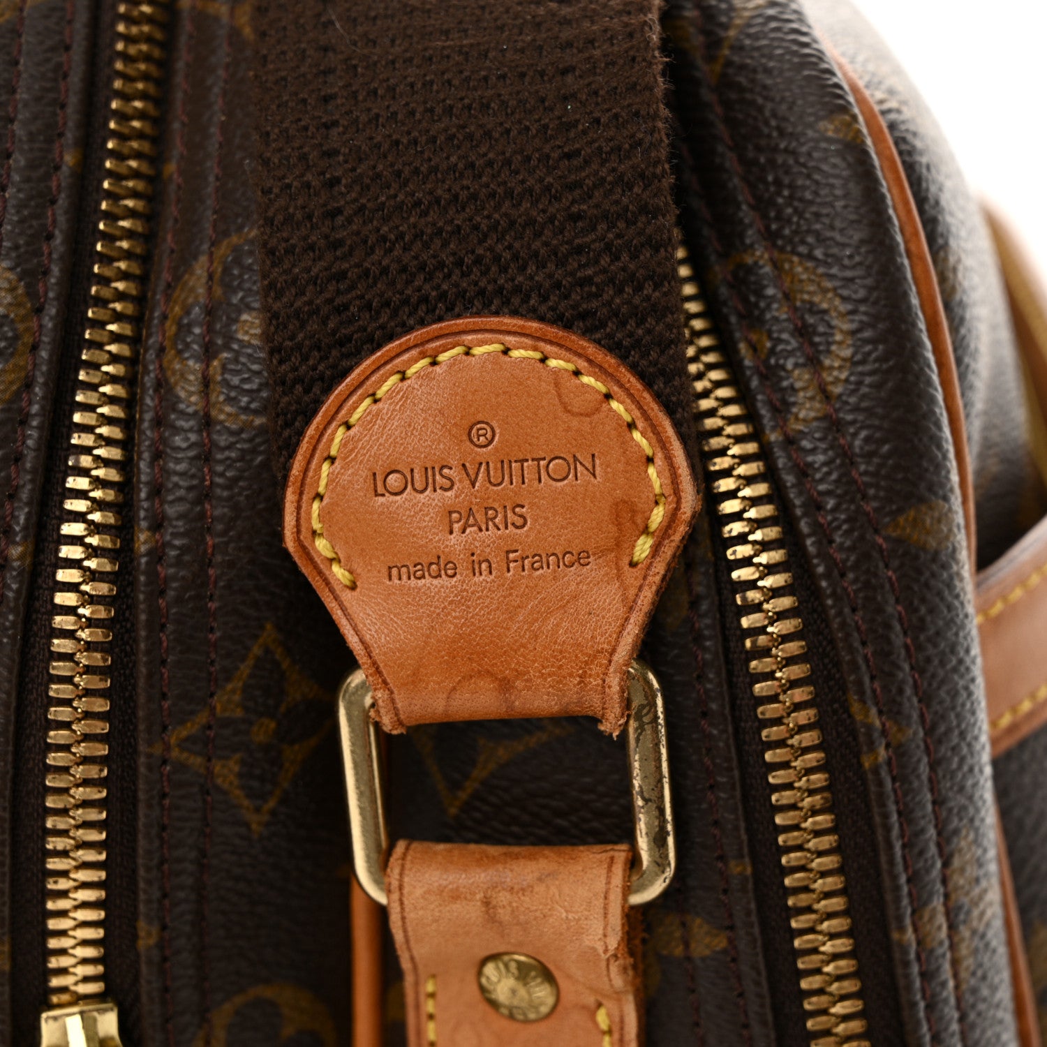 Louis Vuitton Monogram Reporter GM 7 of 17