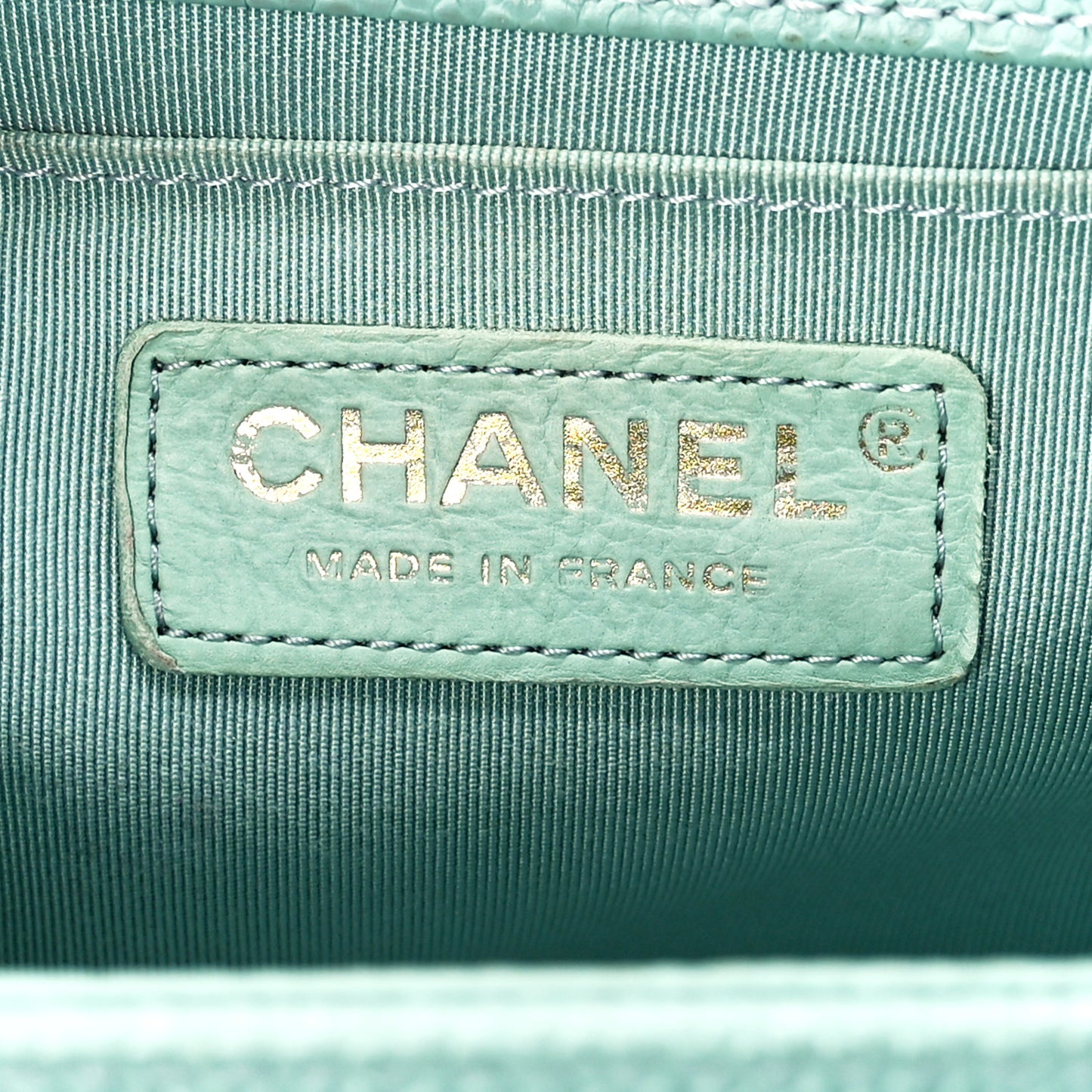 Caviar Quilted Medium Boy Flap Light Blue