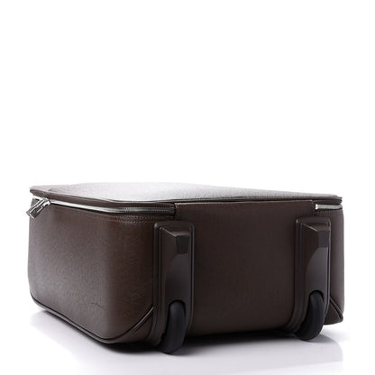 Louis Vuitton Taiga Pégase 45 Grizzli 3 of 13