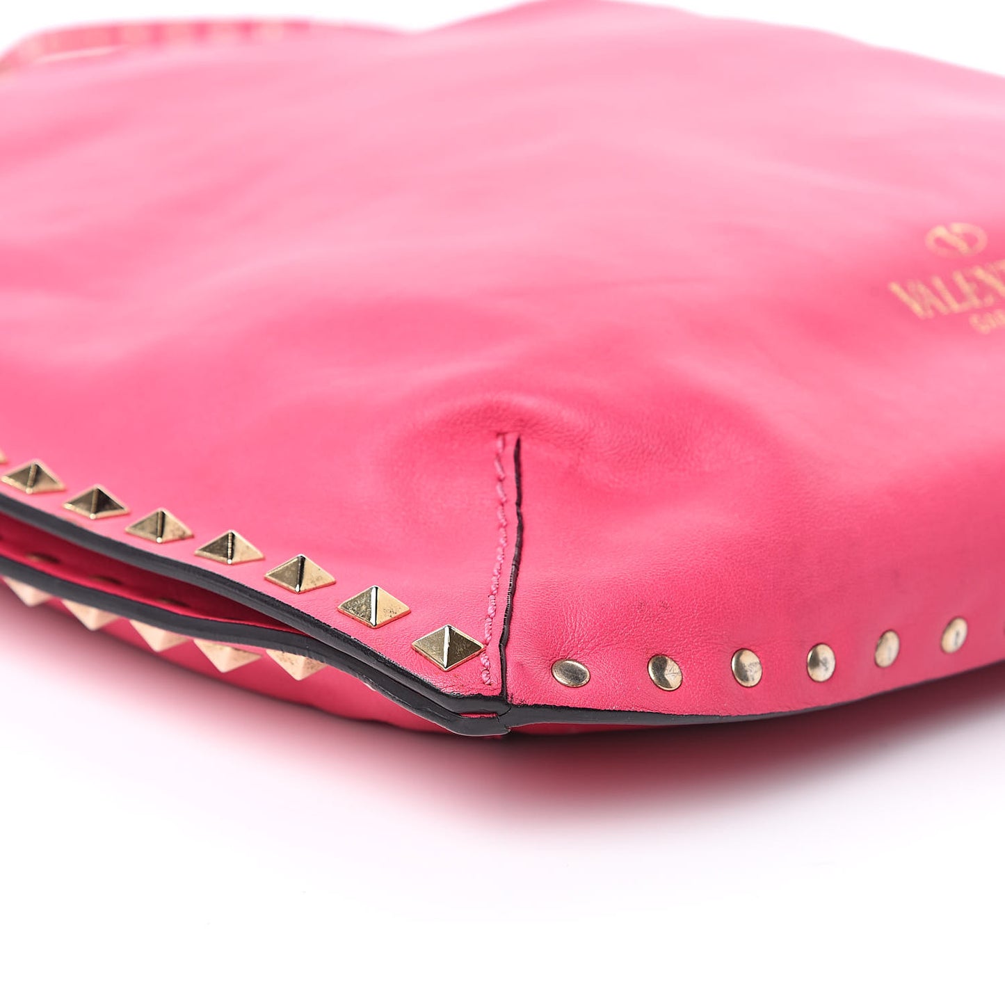 Vitello Small Rockstud Hobo Pop Fuxia