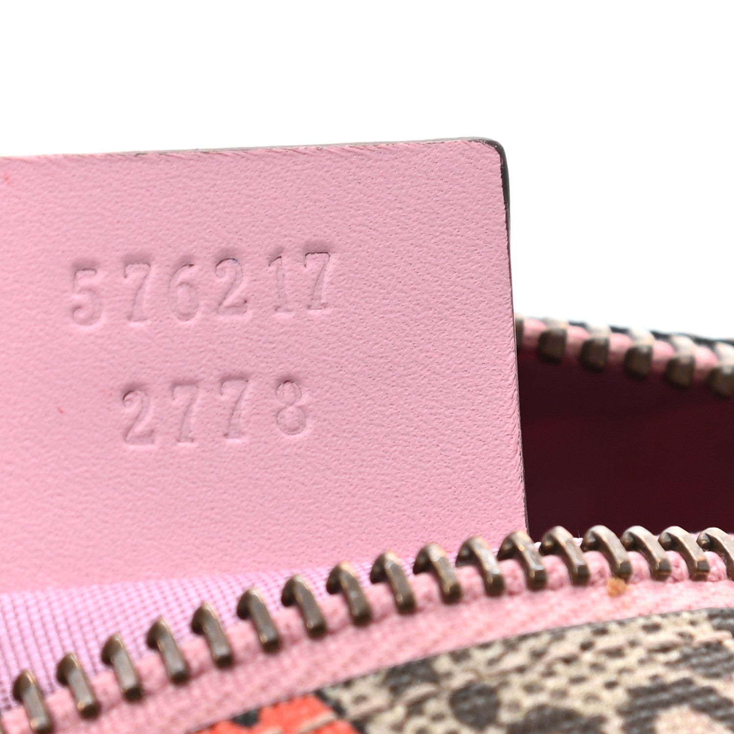 Gucci GG Supreme Monogram Strawberry Cosmetic Case 7 of 7