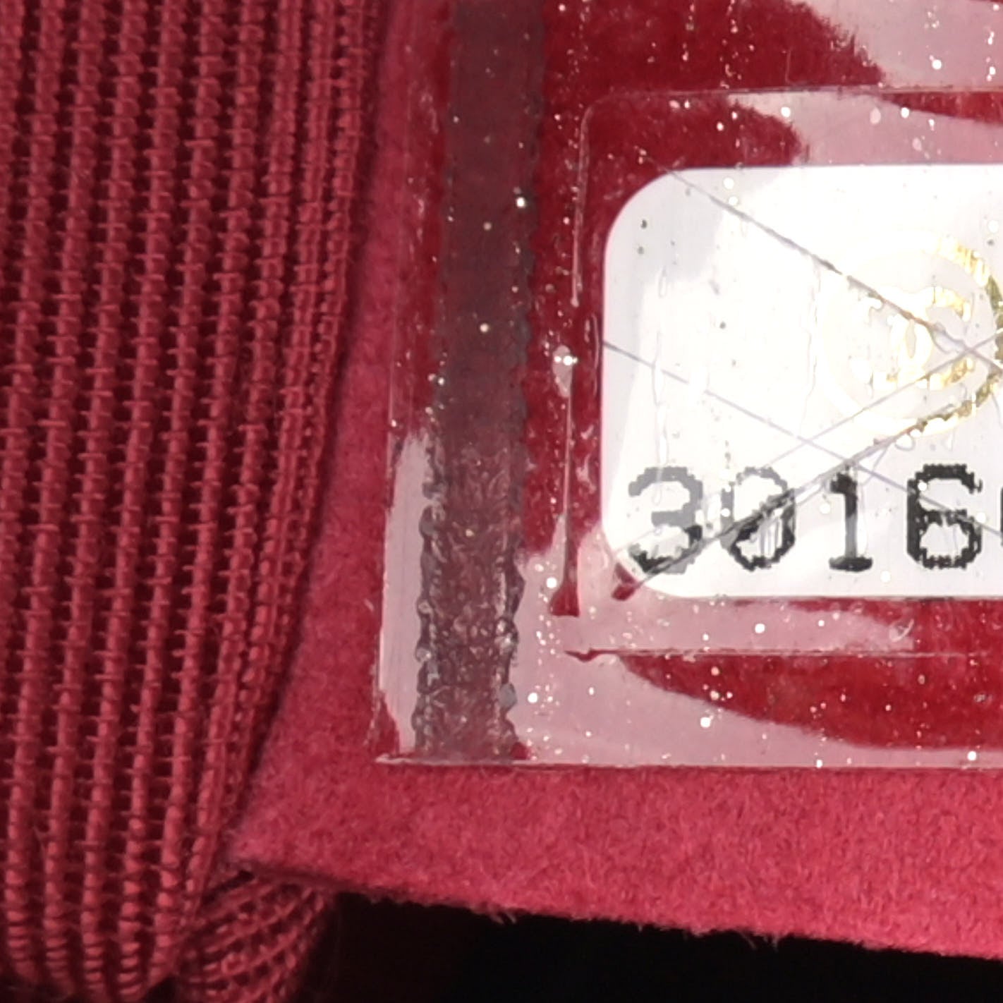 Lambskin Medium Sleek And Chic Flap Black