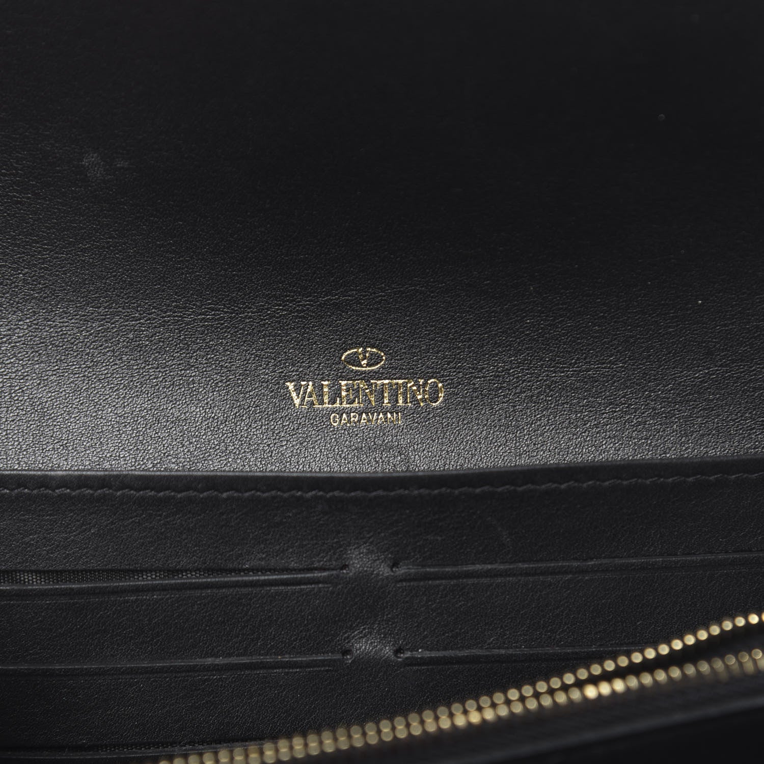 Valentino Garavani Vitello Rockstud Flap Wallet On Chain Ivory Black 6 of 13