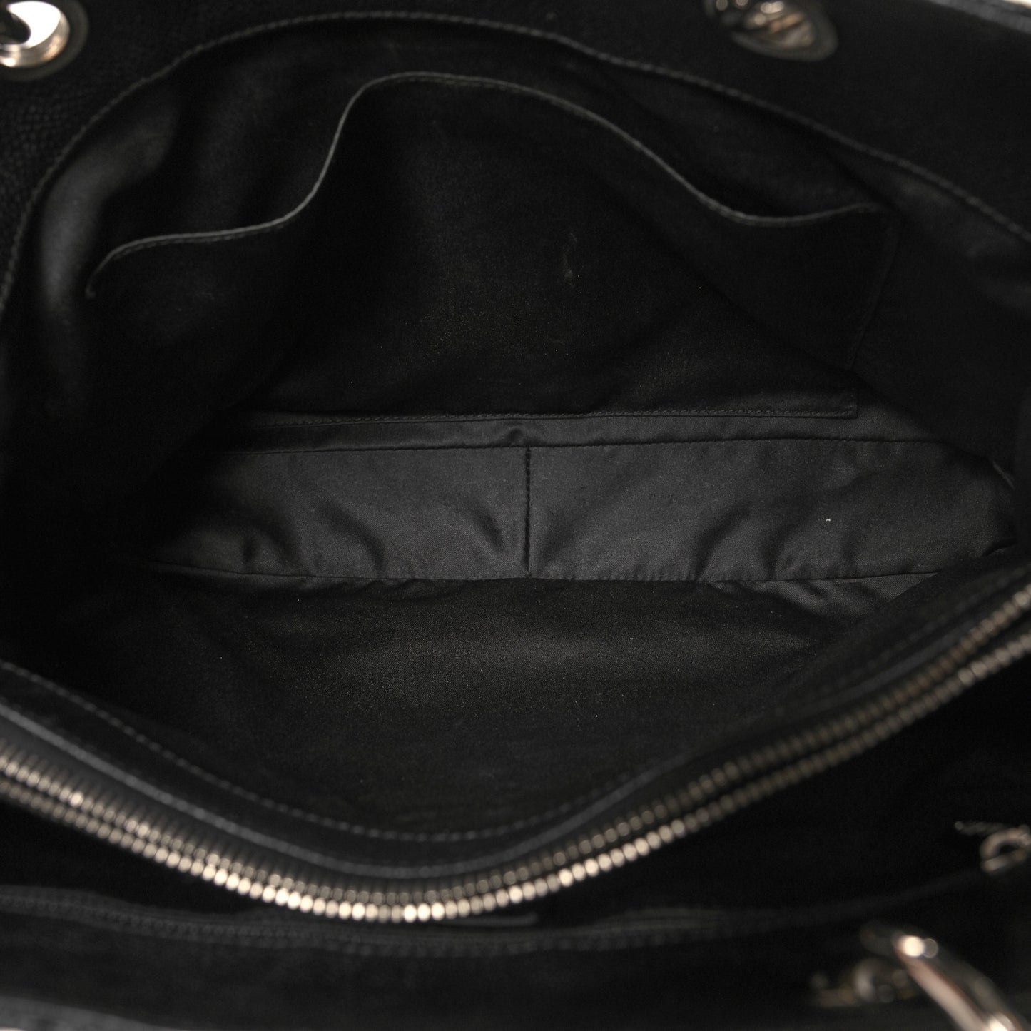 Caviar Quilted Grand Shopping Tote GST Black