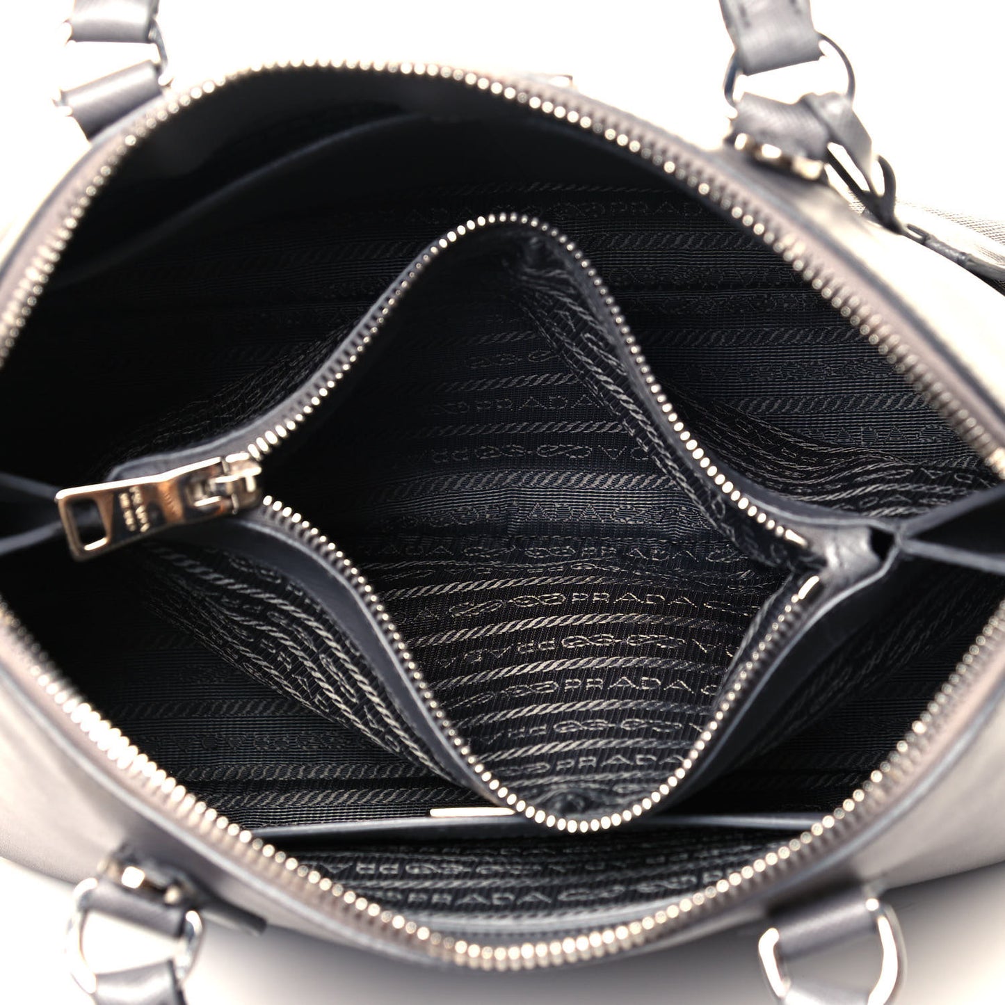 Saffiano Lux Medium Promenade Tote Marmo