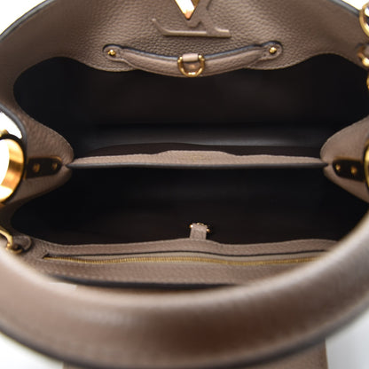 Louis Vuitton Taurillon Capucines PM Galet 5 of 6